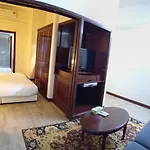 Green Suites At Times Square